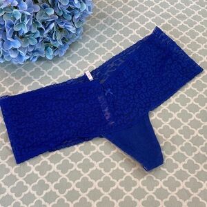 Vintage PINK Victoria’s Secret Blue Leopard Lace & Cotton Low Rise Cheekster L